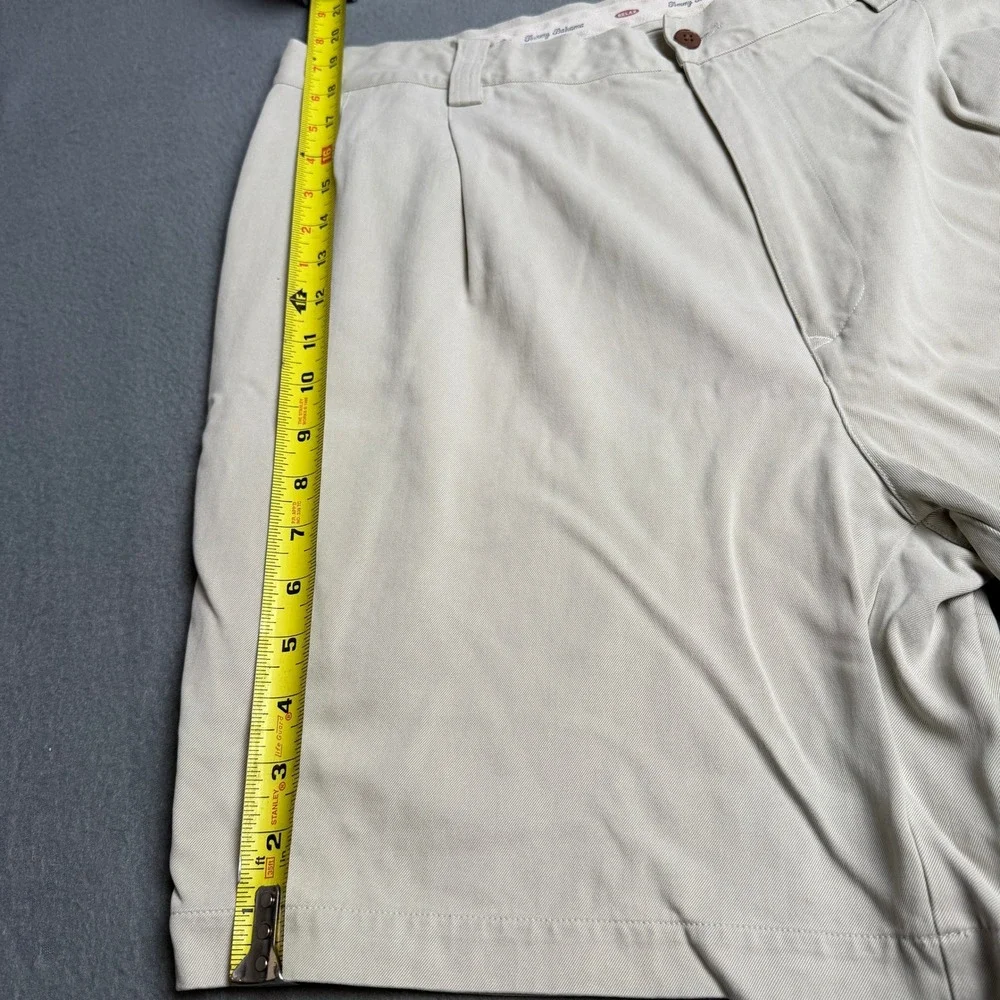 Tommy Bahama Relax Mens 40 Tan 100% Silk Pleated Front Casual Walking Shorts